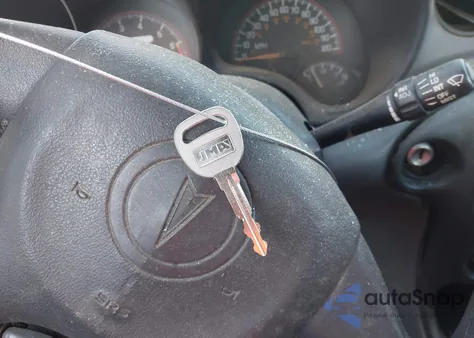 2004 Pontiac Grand Am Se from USA, damaged, VIN 1G2NE52F84M637873